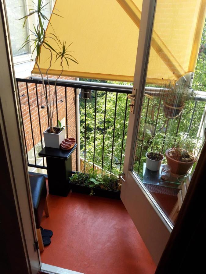 Homey Budget Bedroom Amsterdam Luaran gambar